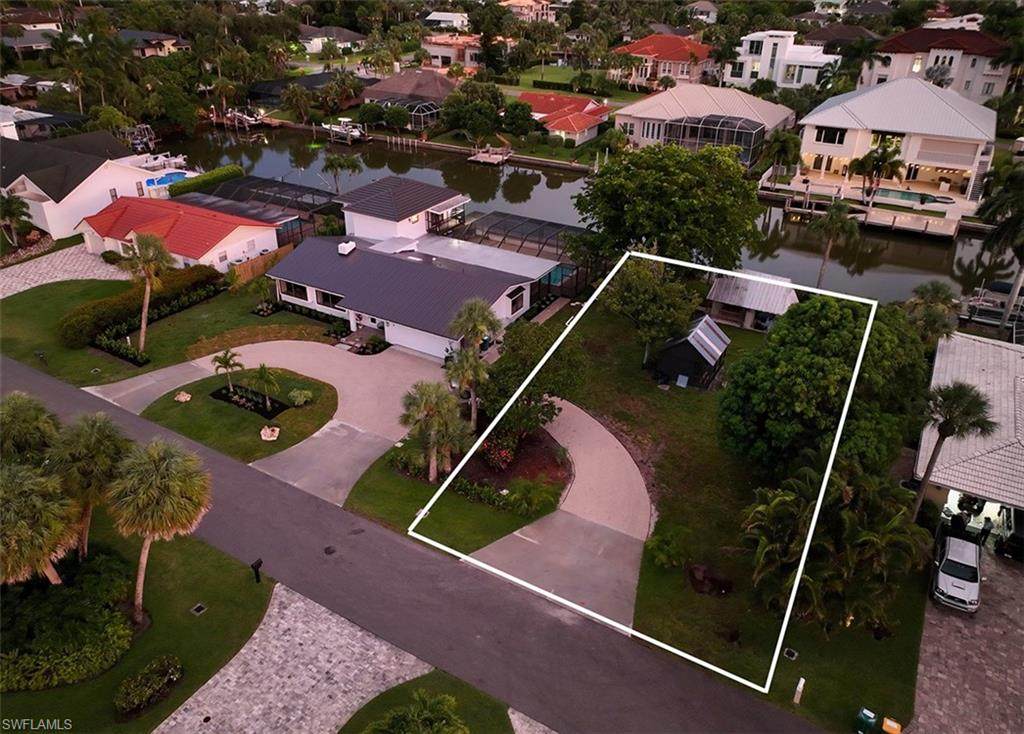 438 Lagoon Ave - Photo 1