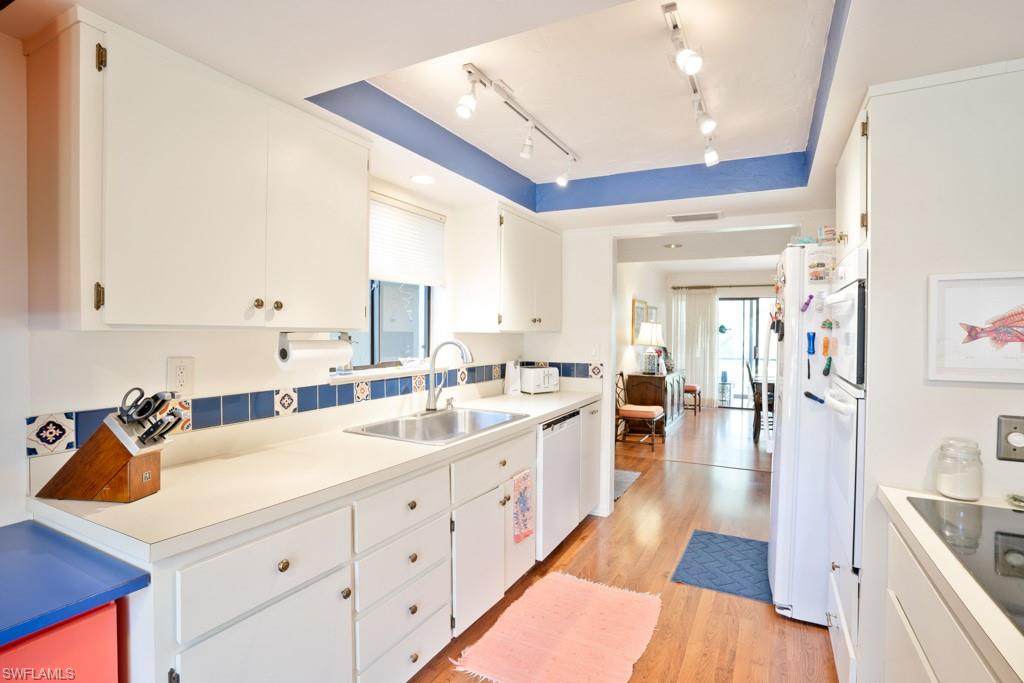 521 Lake Louise Ct - Photo 1