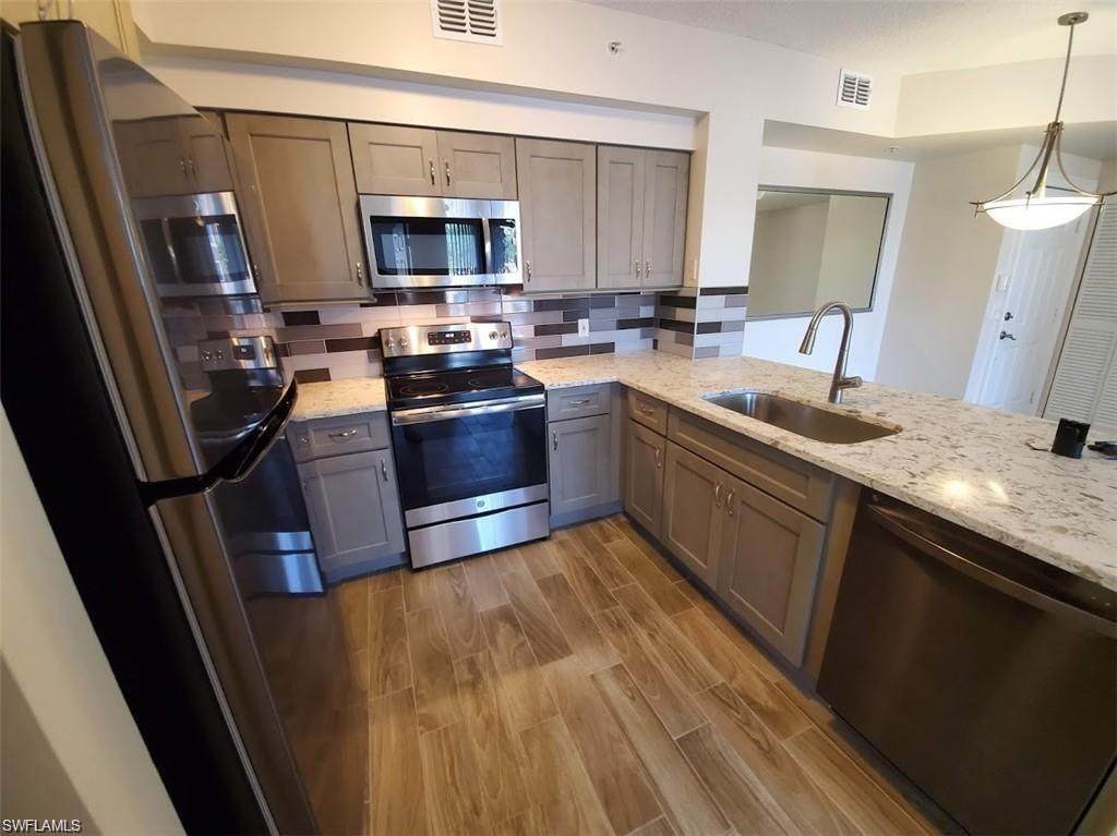 1215 Reserve Way - Photo 1