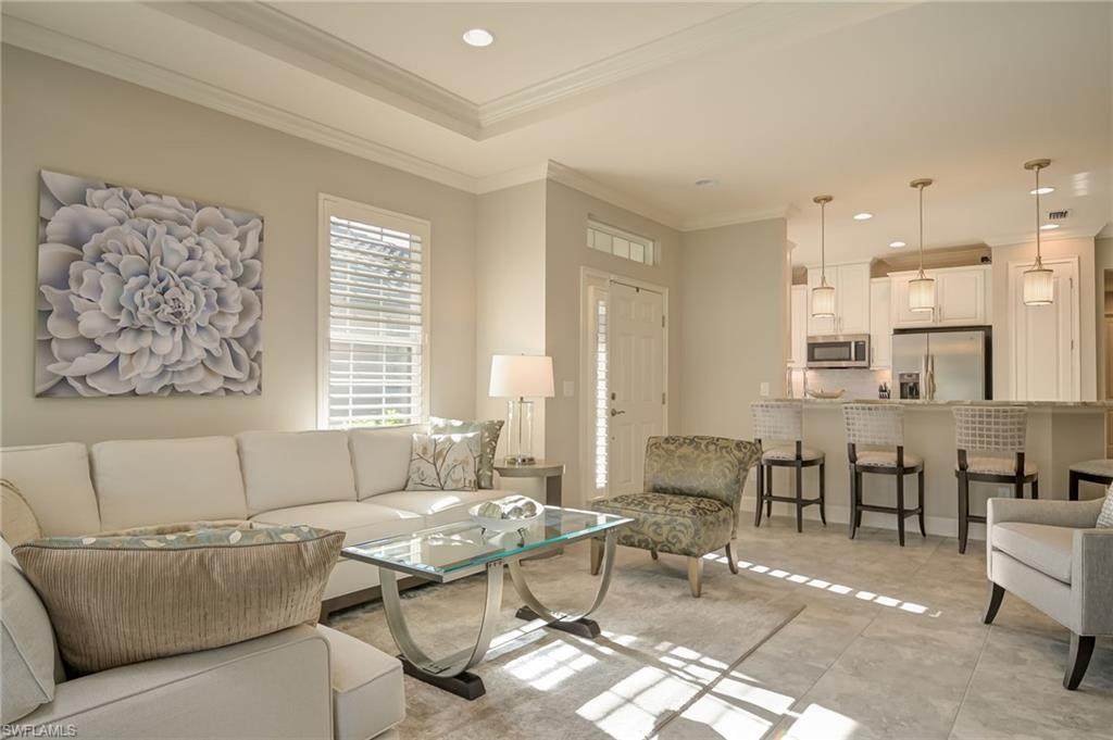 8404 Viale Cir - Photo 1