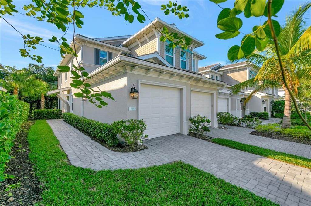 6953 Avalon Cir - Photo 1