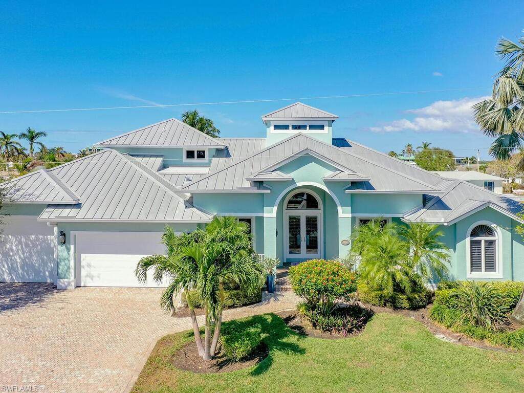 1254 Martinique Ct - Photo 1