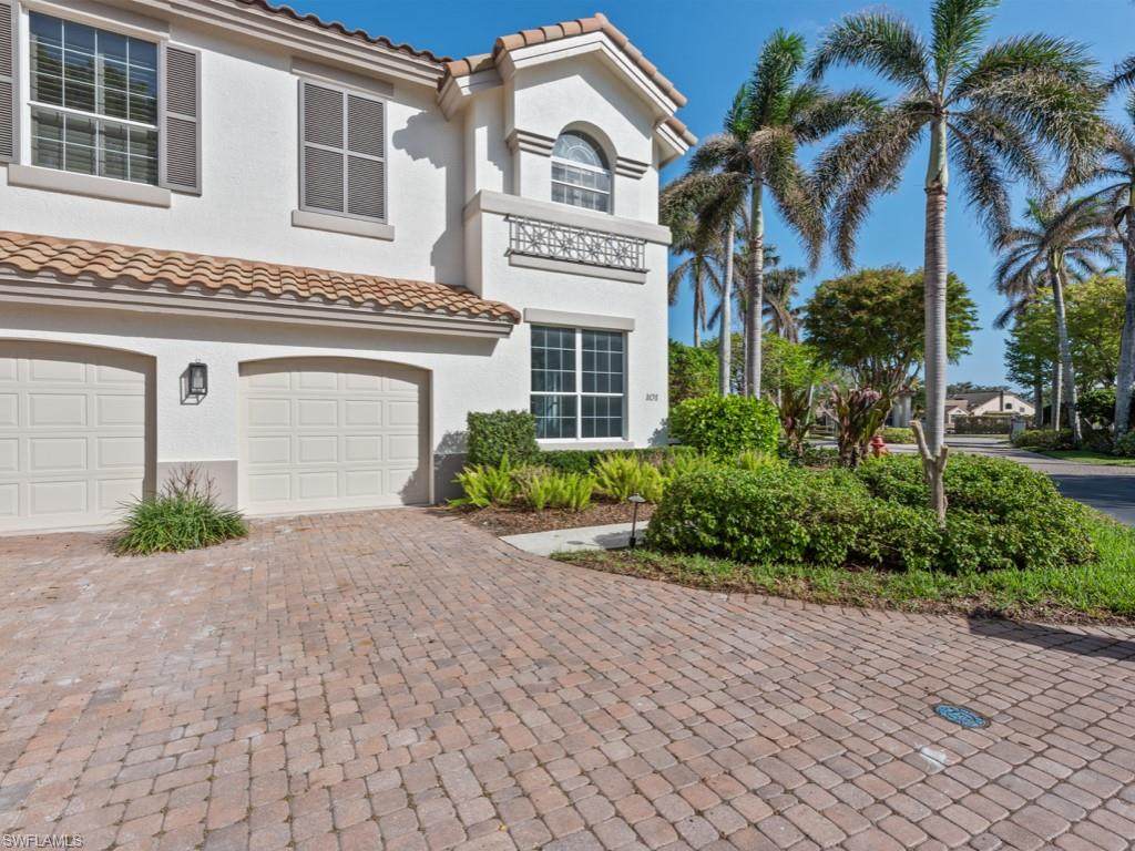 101 Colonade Cir - Photo 1