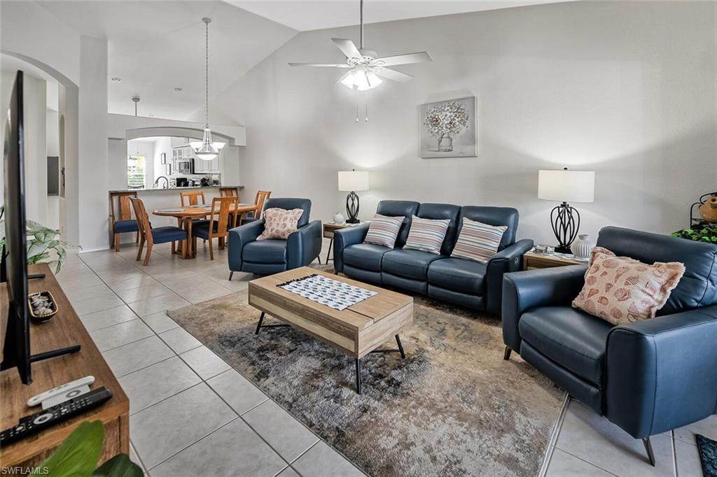 8374 Ibis Cove Cir - Photo 1
