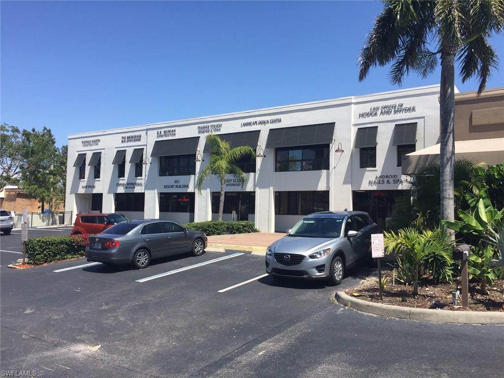 651 Collier Blvd - Photo 1