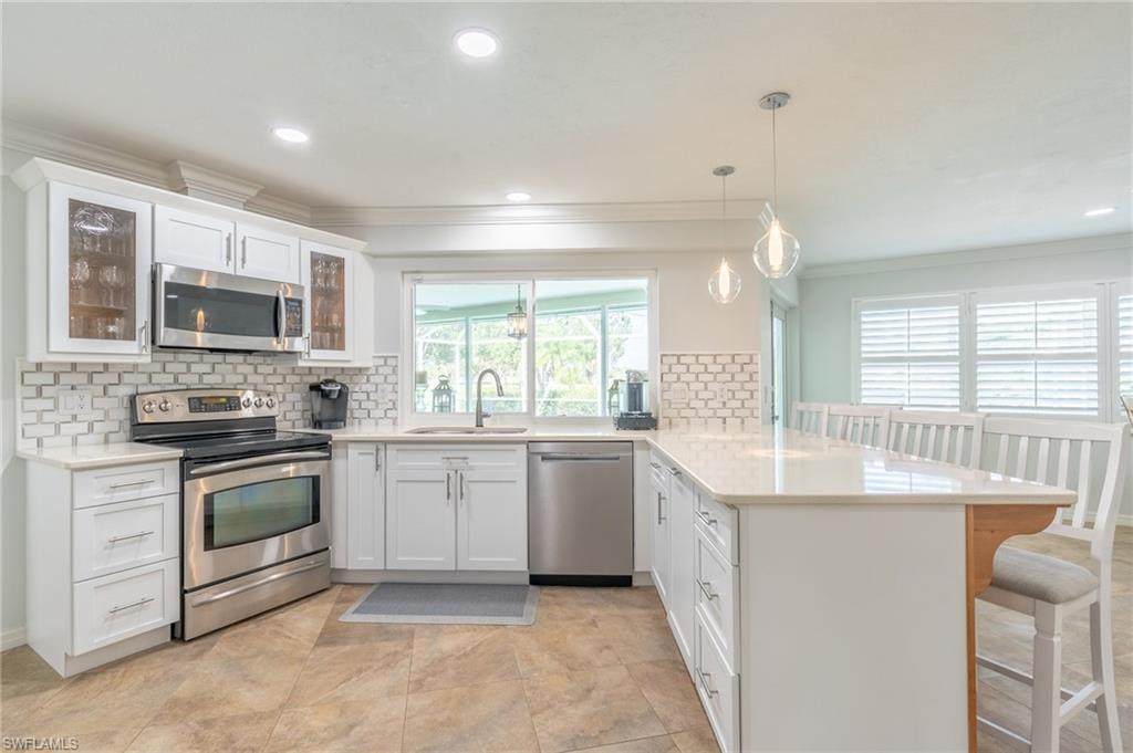 330 Pinehurst Cir - Photo 1