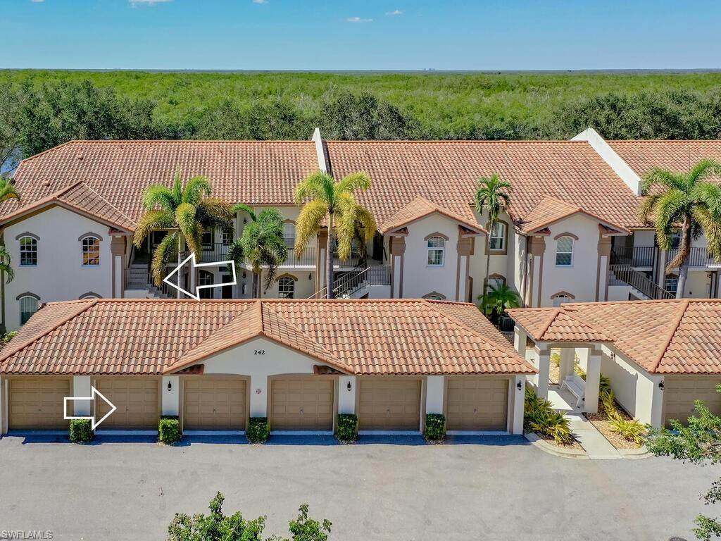 242 Newport Dr - Photo 1