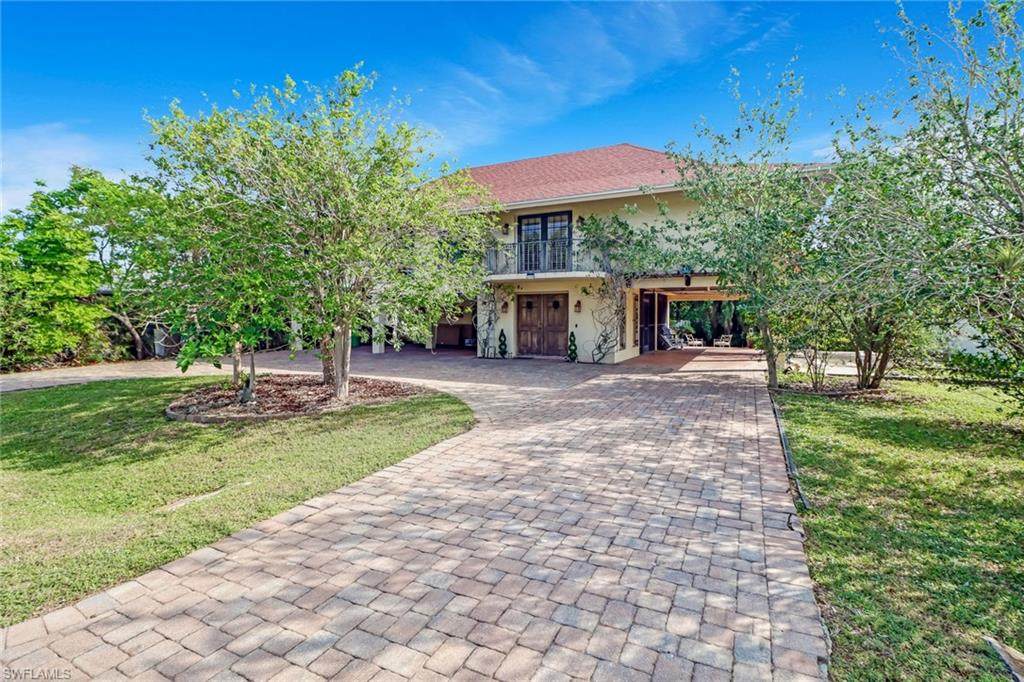 3505 Caloosa St - Photo 1