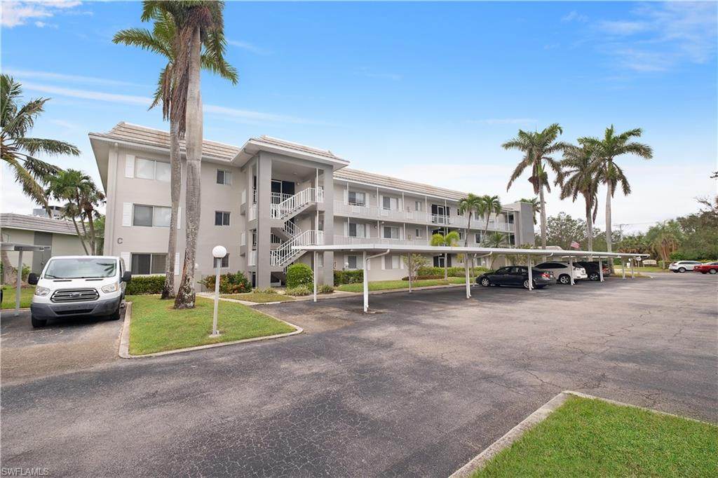 215 Cypress Way - Photo 1