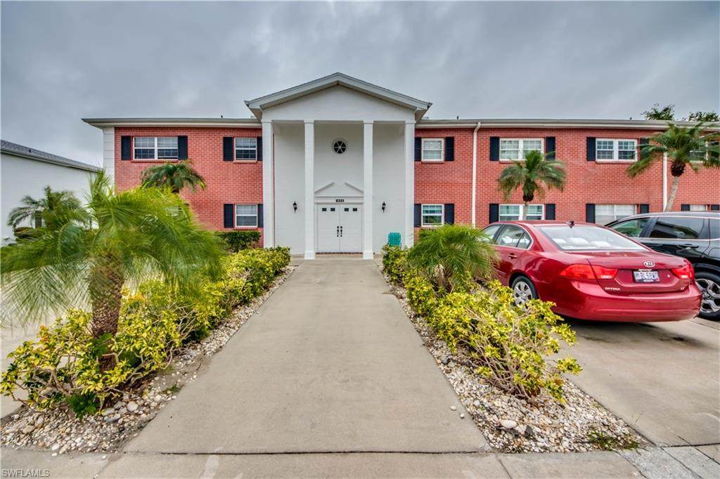 1466 Myerlee Country Club Blvd - Photo 1
