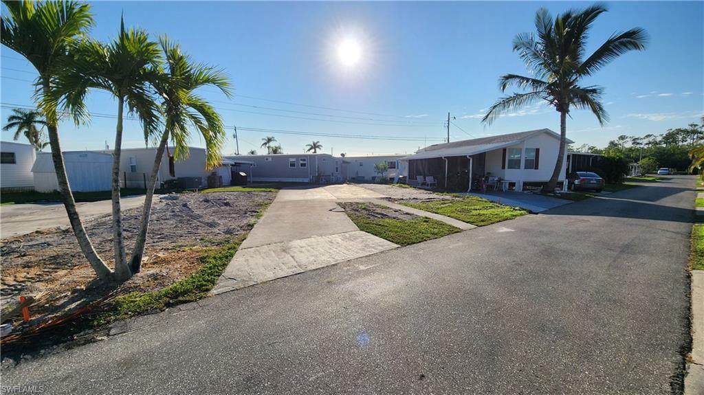 20651 River Dr - Photo 1