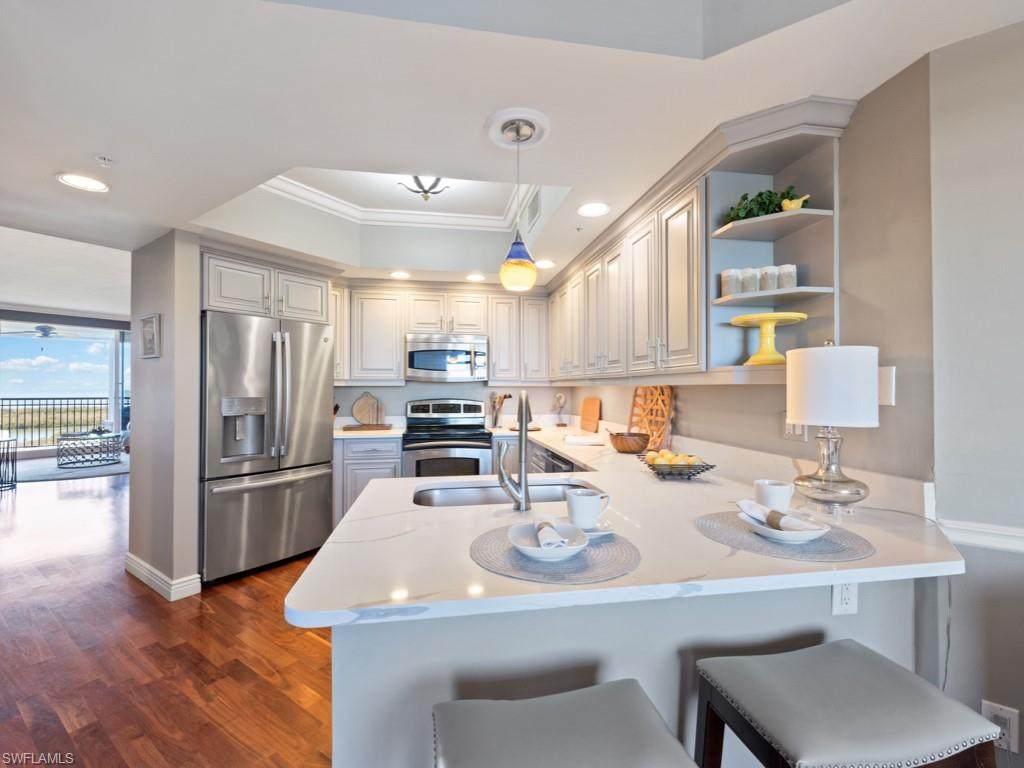 1001 Arbor Lake Dr - Photo 1