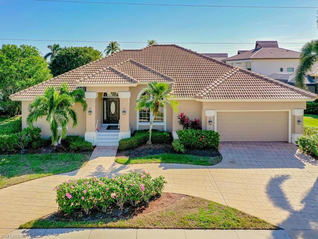 561 Goldcoast Ct - Photo 1