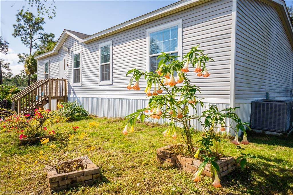 240 Fronda St - Photo 1