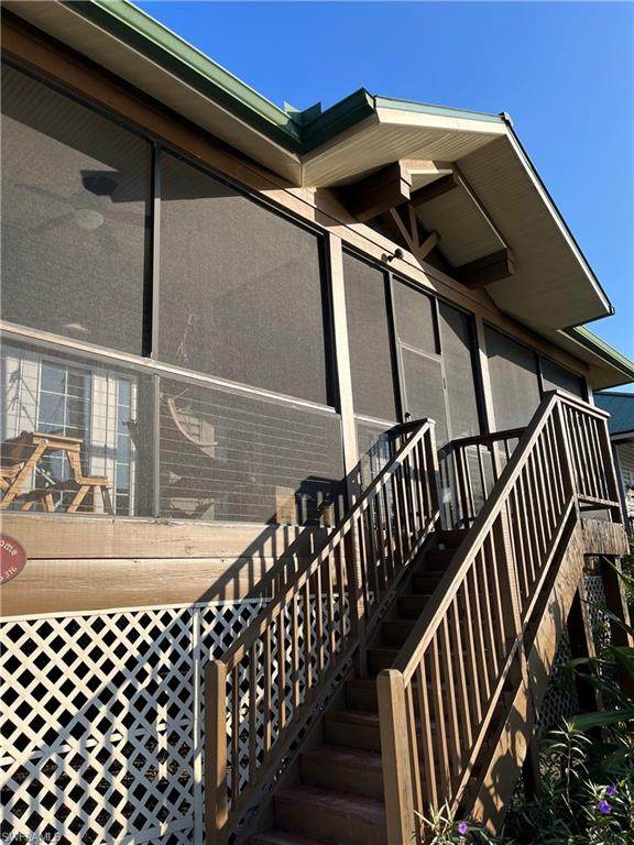 305 Storter Ave - Photo 1