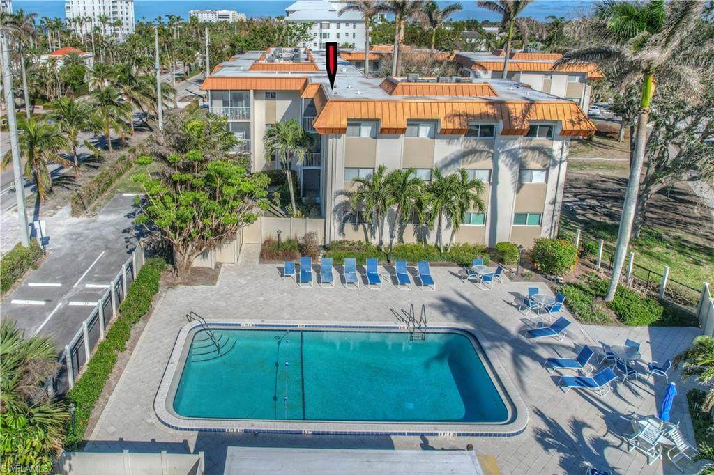 1100 Gulf Shore Blvd - Photo 1