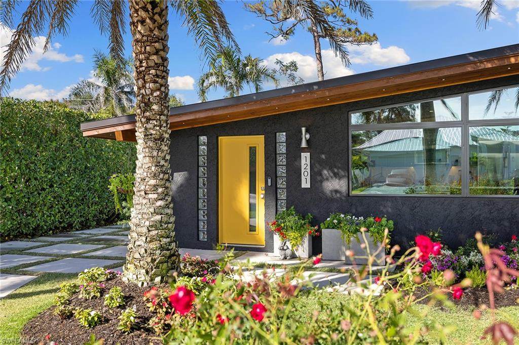 1201 Royal Palm Dr - Photo 1