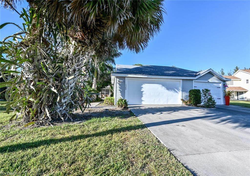 1369 Monarch Cir - Photo 1