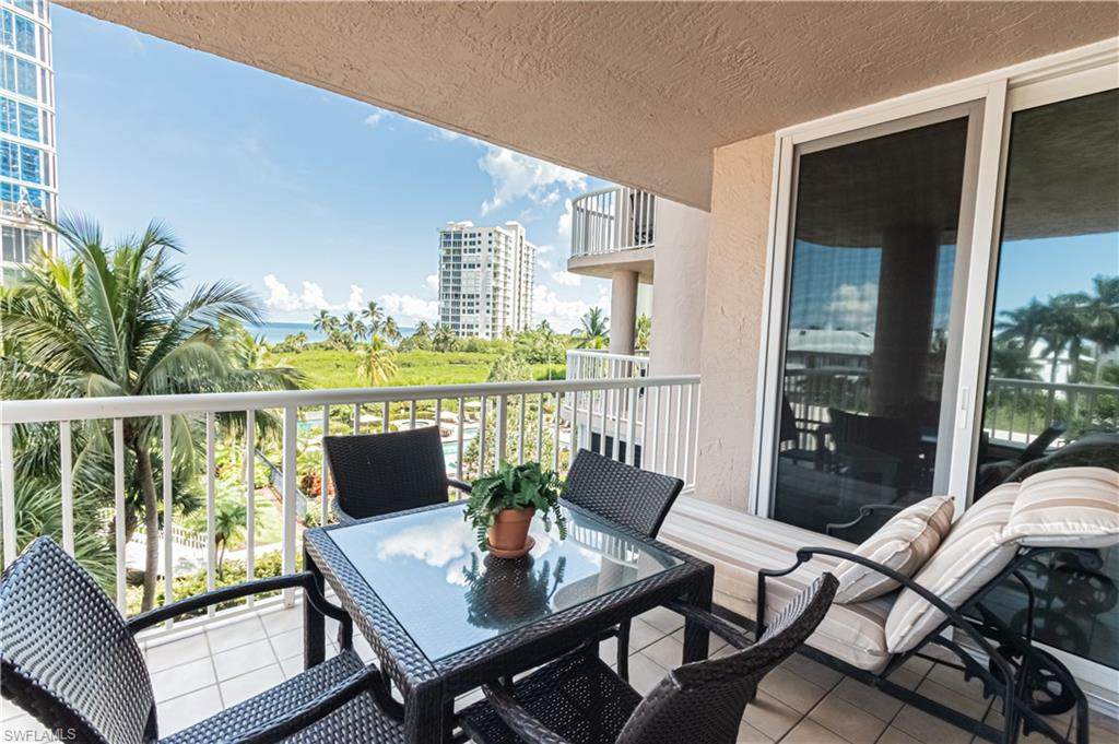 40 Seagate Dr - Photo 1