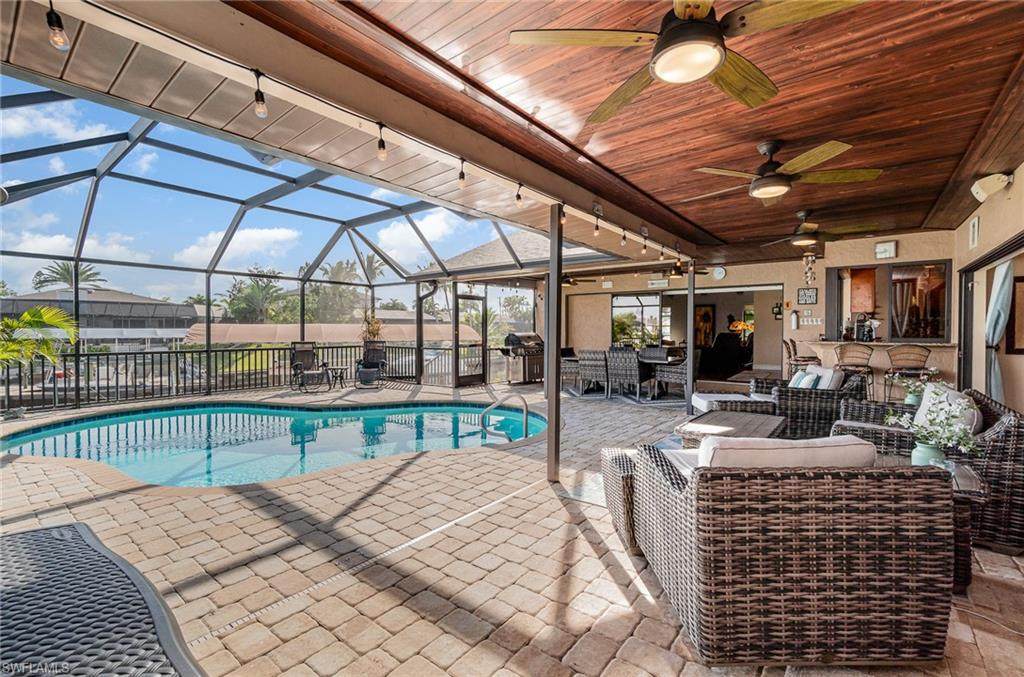 1722 9th Ter - Photo 1