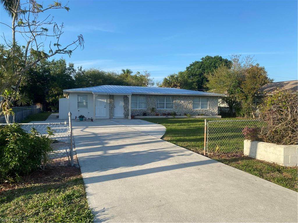 3415 Poinsettia Ave - Photo 1