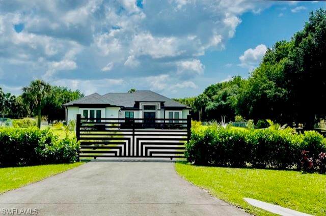 140 22nd Ave - Photo 1