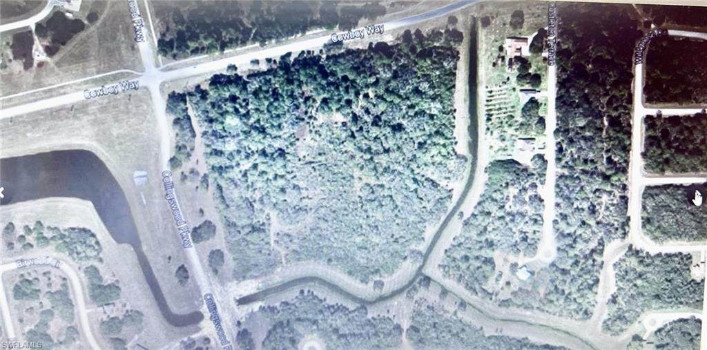  Cowboy Way - Photo 1