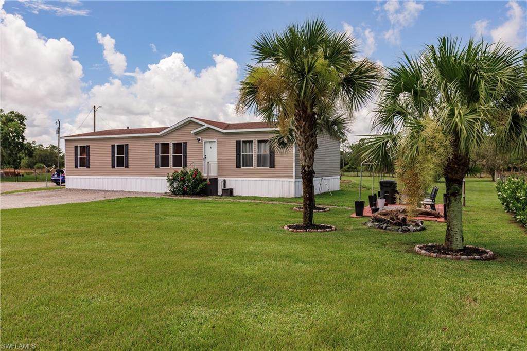 418 Appaloosa Ave - Photo 1