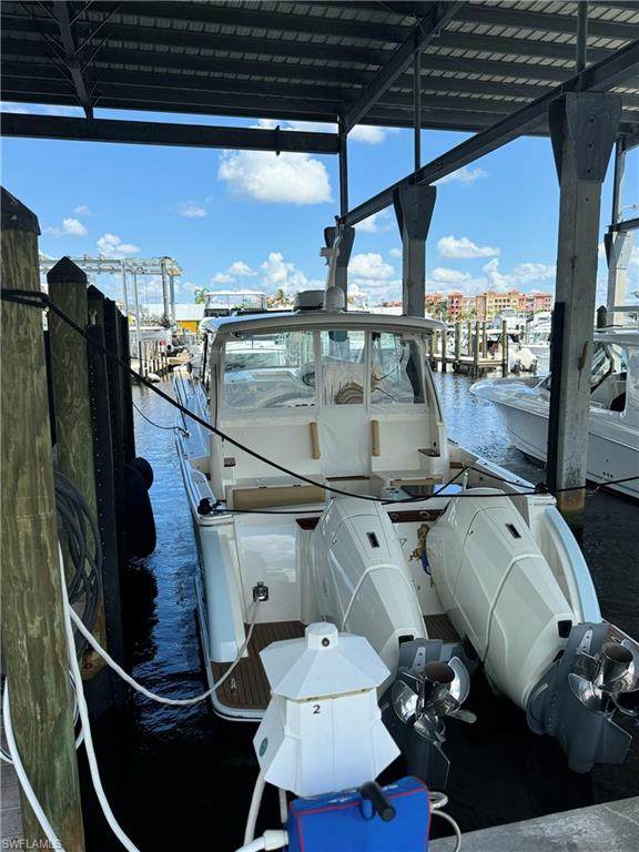 705 11th St - Photo 1