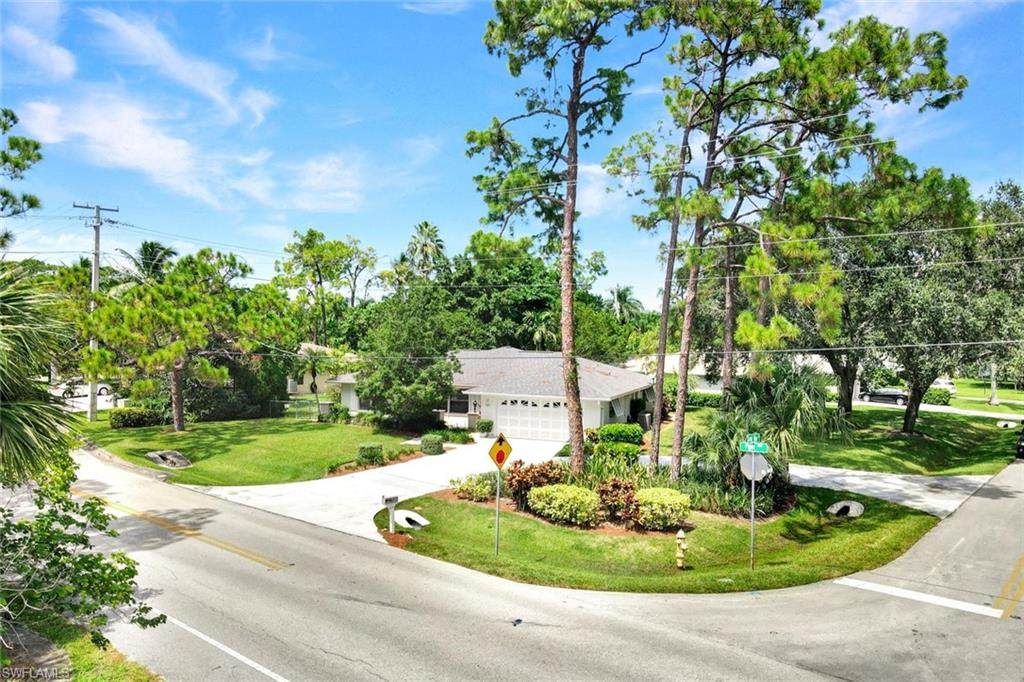 521 Piper Blvd - Photo 1