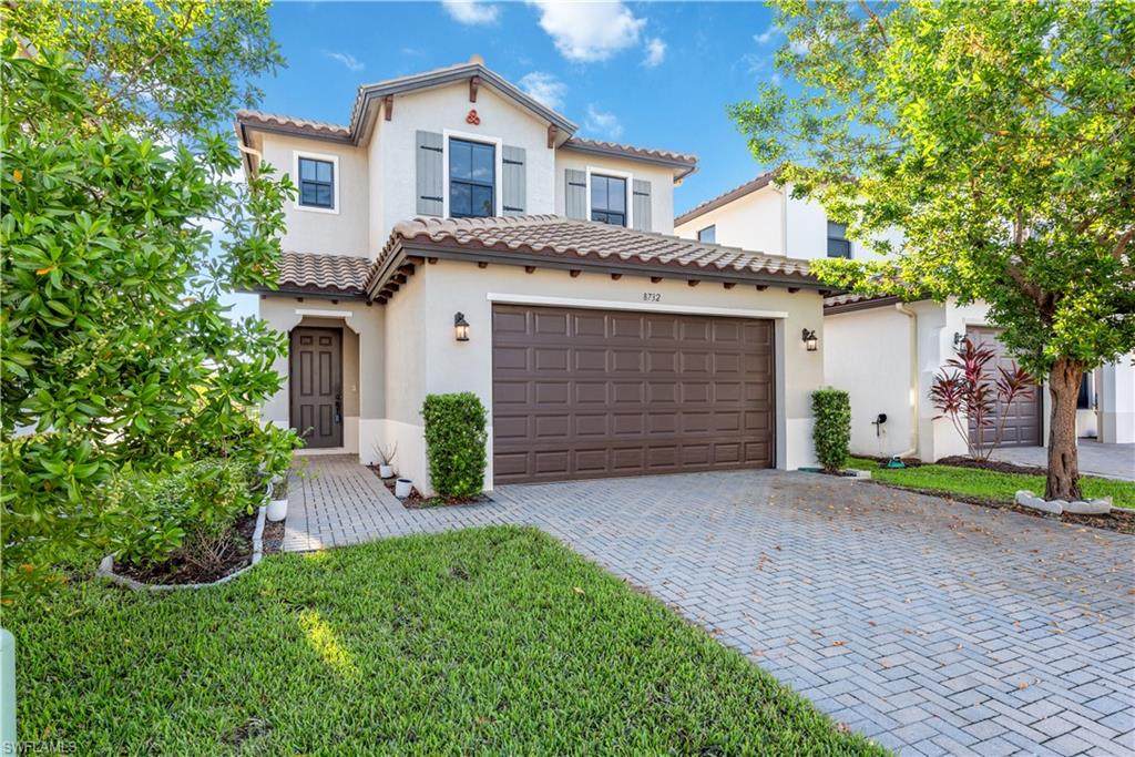 8732 Madrid Cir - Photo 1