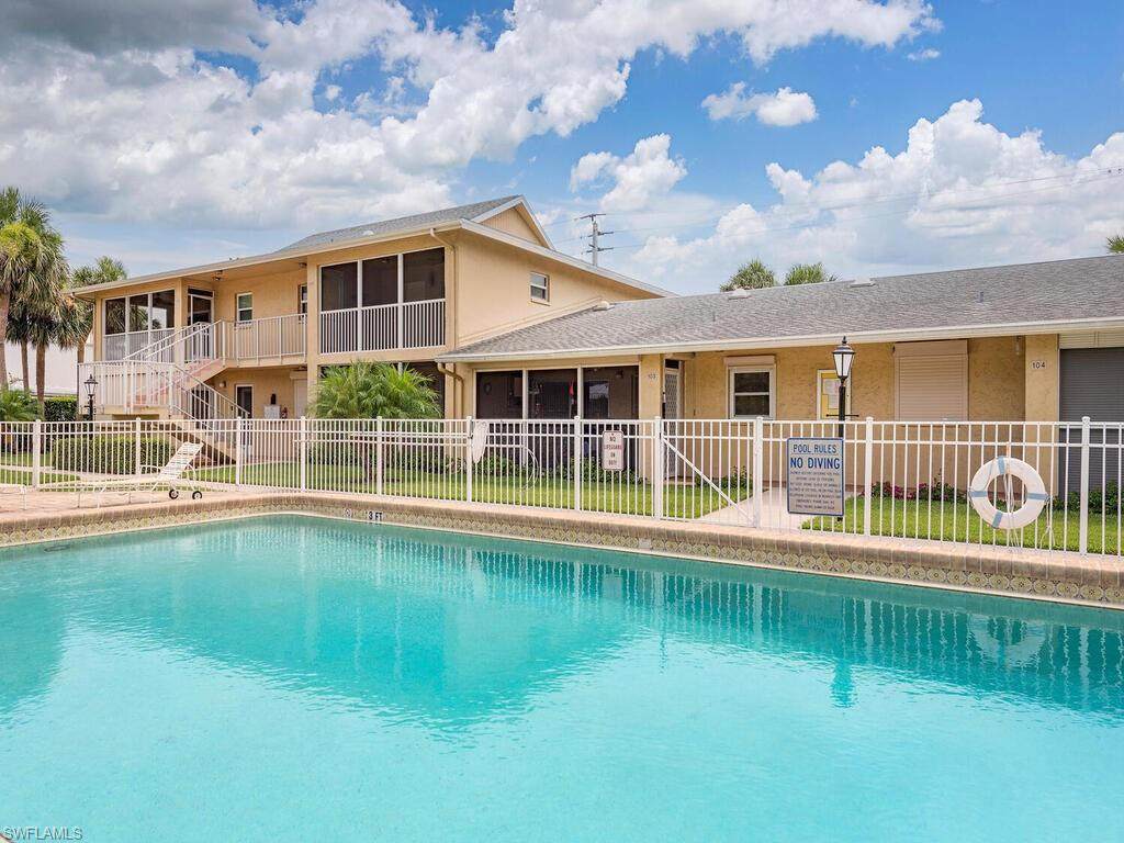 2010 Alamanda Dr - Photo 1
