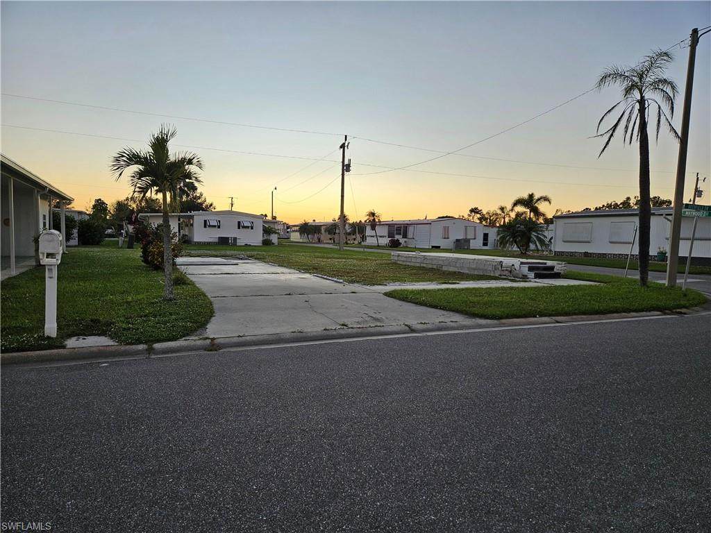 https://bt-photos.global.ssl.fastly.net/naples/orig_boomver_1_224095992-2.jpg