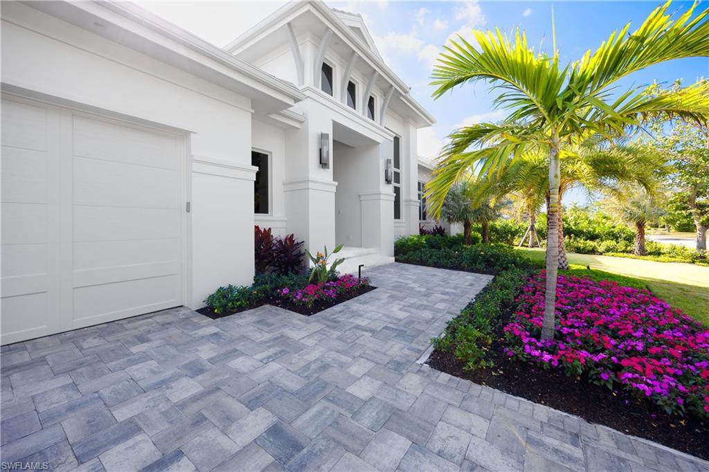 https://bt-photos.global.ssl.fastly.net/naples/orig_boomver_1_224101911-2.jpg