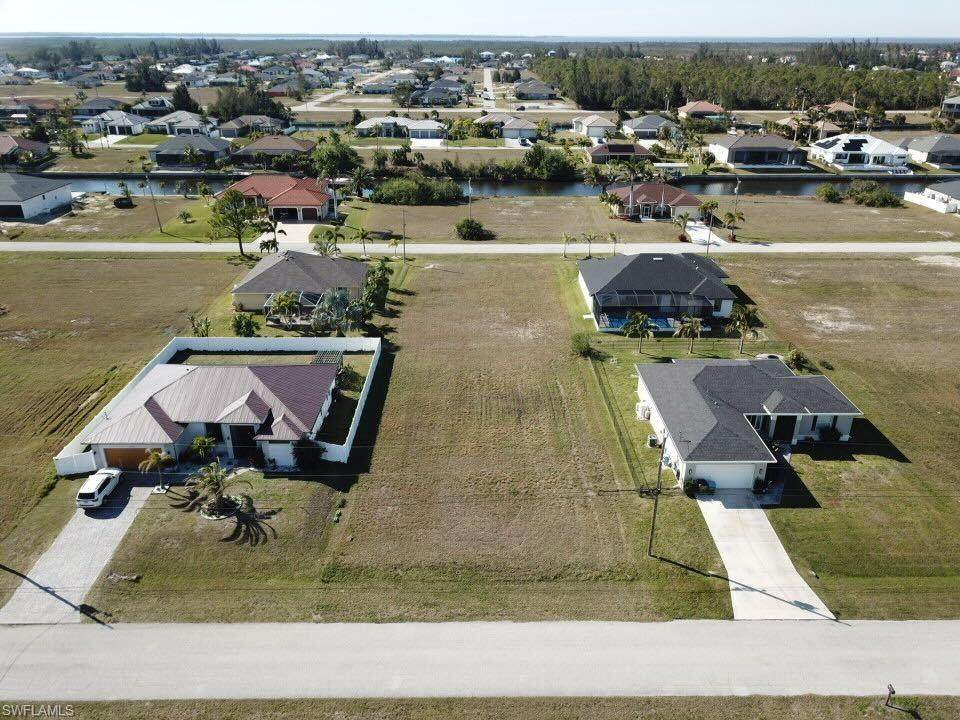 2340 38th Ave - Photo 1