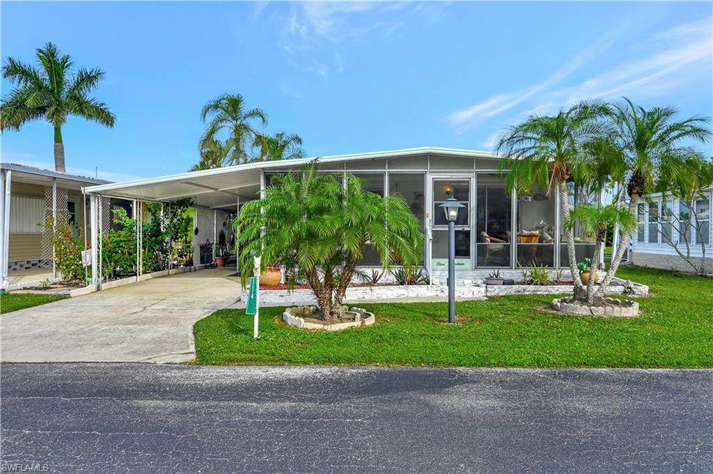 114 Enchanting Blvd - Photo 1