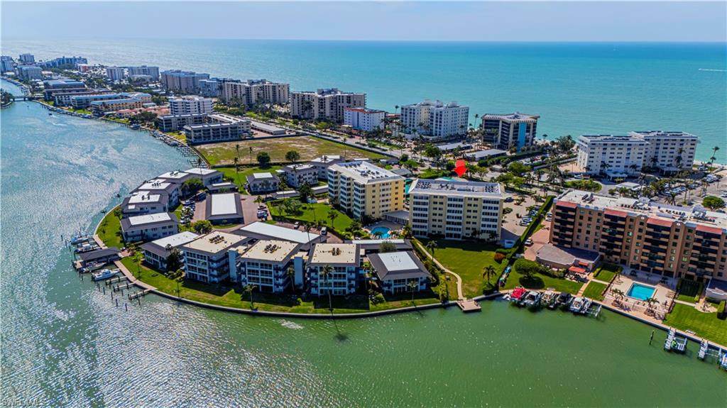 3420 Gulf Shore Blvd - Photo 1