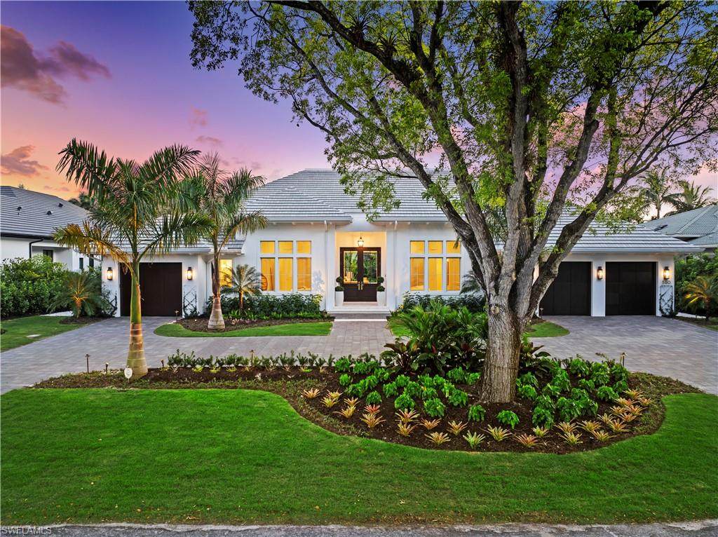 580 Coral Dr - Photo 1