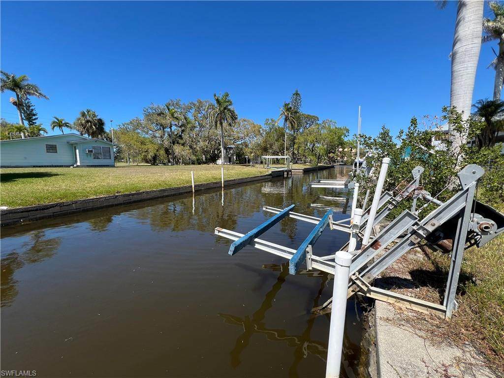 27575 Tarpon Way - Photo 1