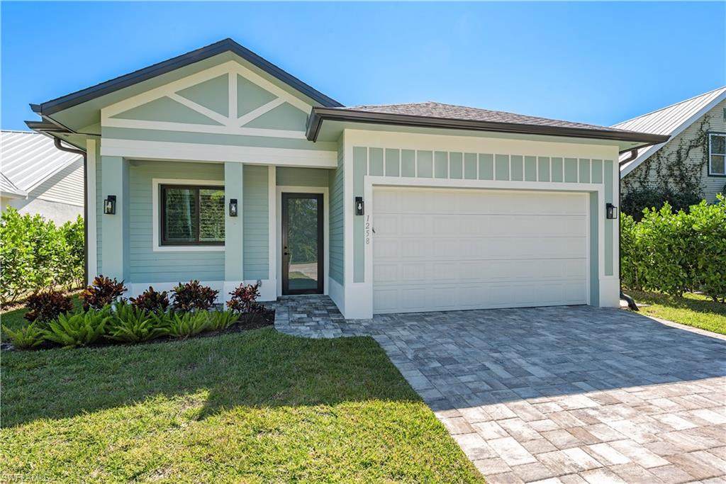 1258 Solana Rd - Photo 1