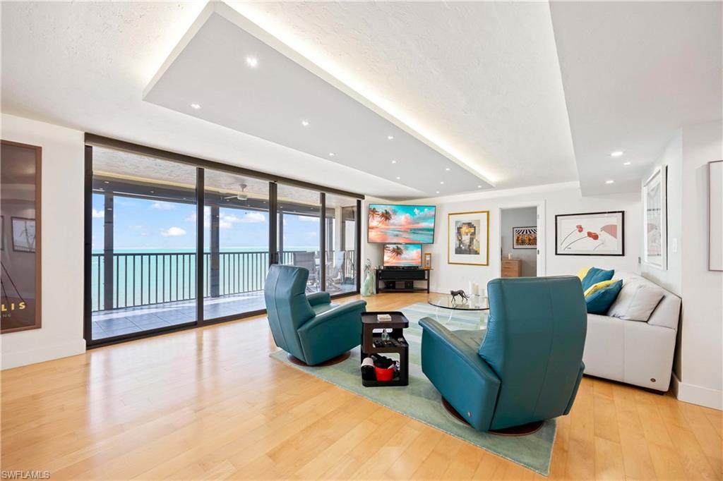 9653 Gulf Shore Dr - Photo 1