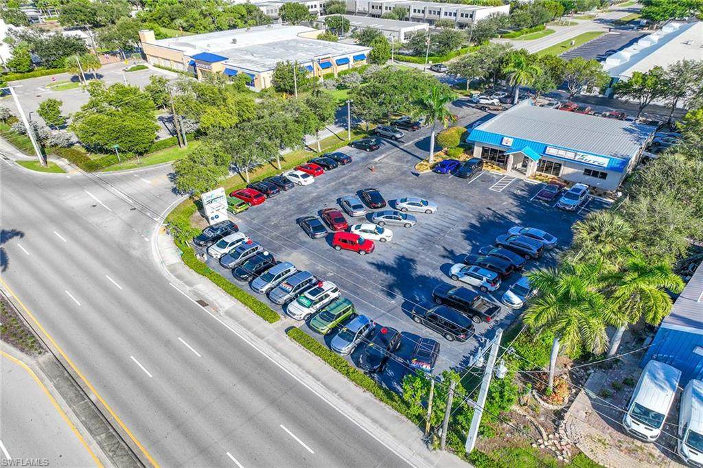 1701 Pine Ridge Rd - Photo 1