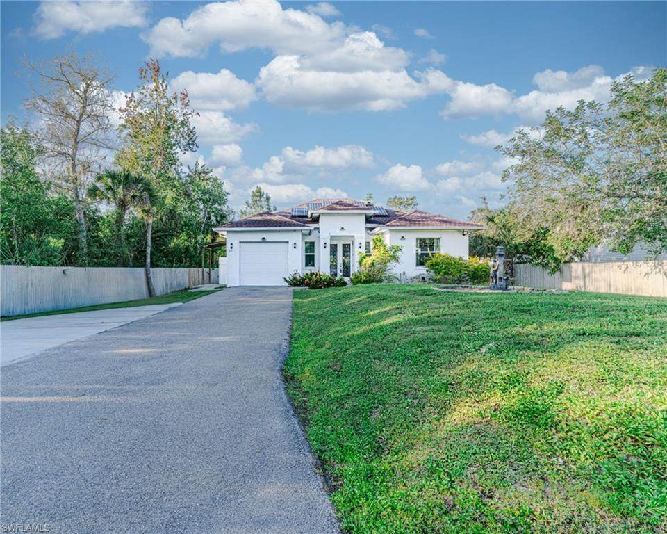 233 39th Ave - Photo 1
