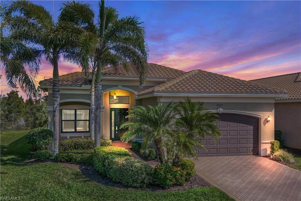 2820 Cinnamon Bay Cir - Photo 1
