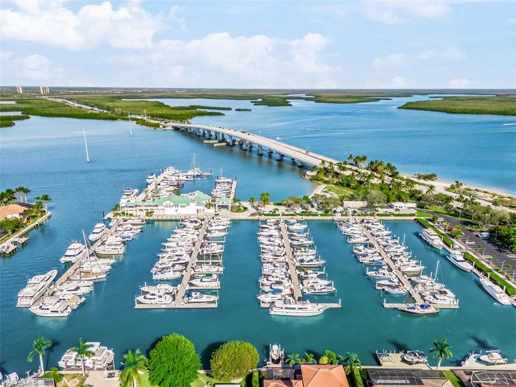 https://bt-photos.global.ssl.fastly.net/naples/orig_boomver_1_225035511-2.jpg