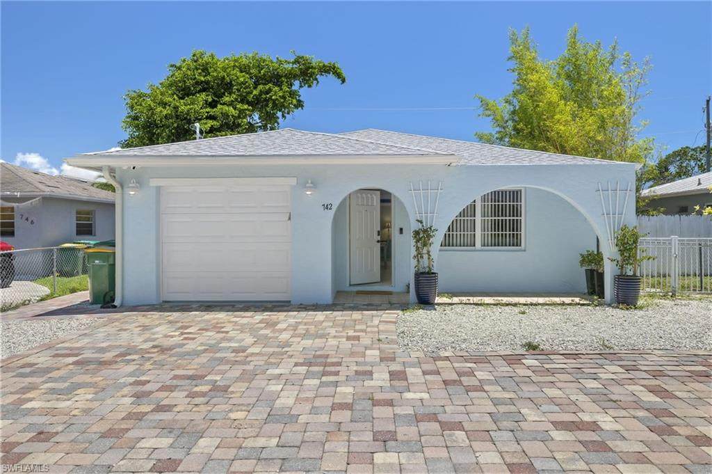 742 111th Ave - Photo 1