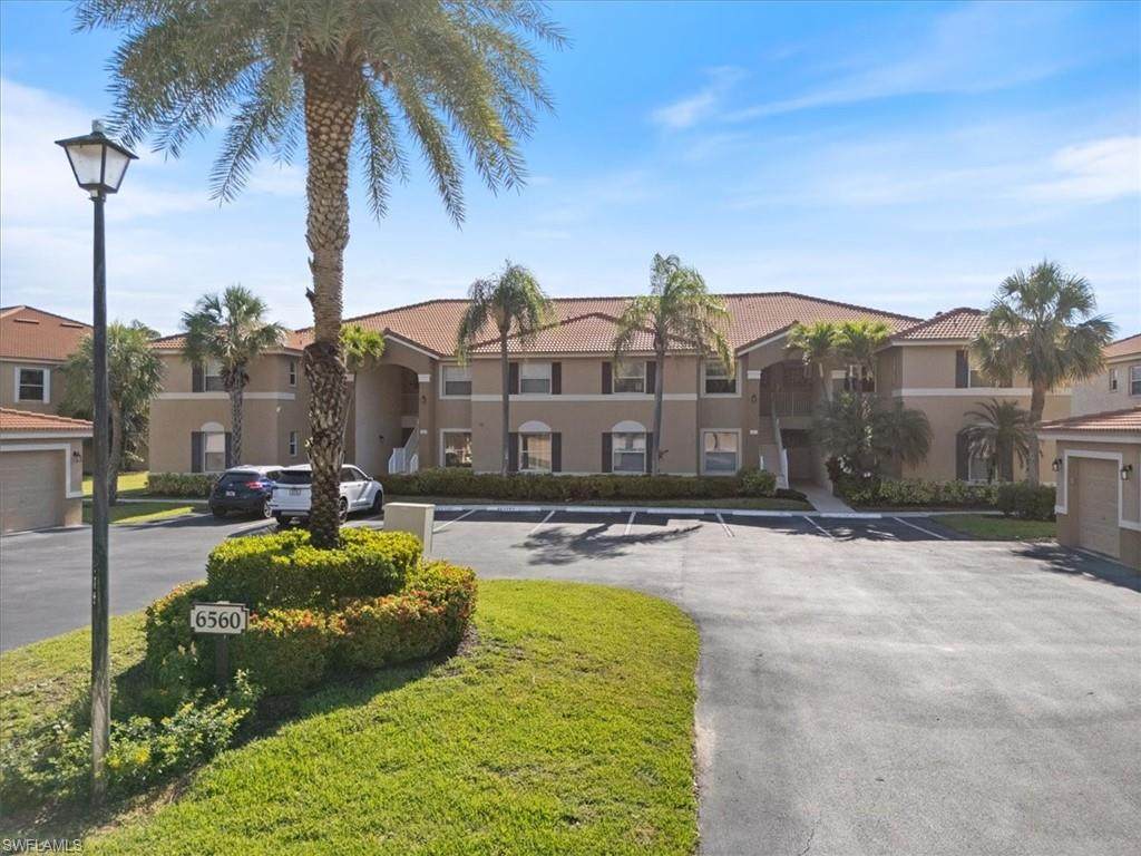 6560 Huntington Lakes Cir - Photo 1