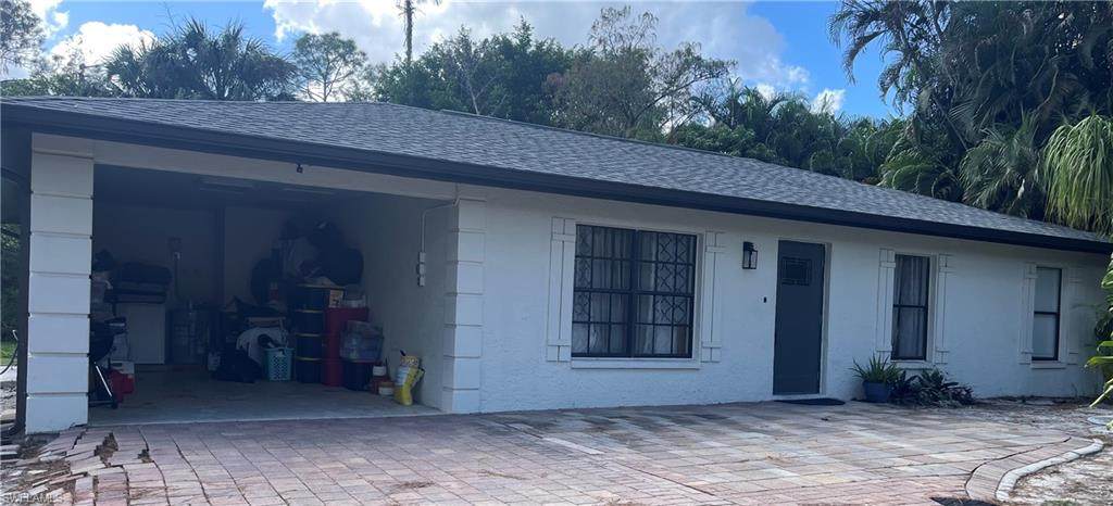4960 Coral Wood Dr - Photo 1