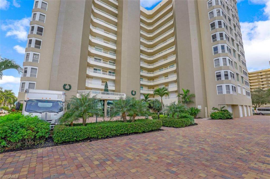 21 Bluebill Ave - Photo 1