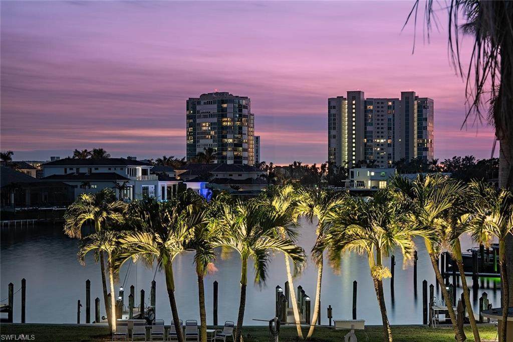 400 Park Shore Dr - Photo 1